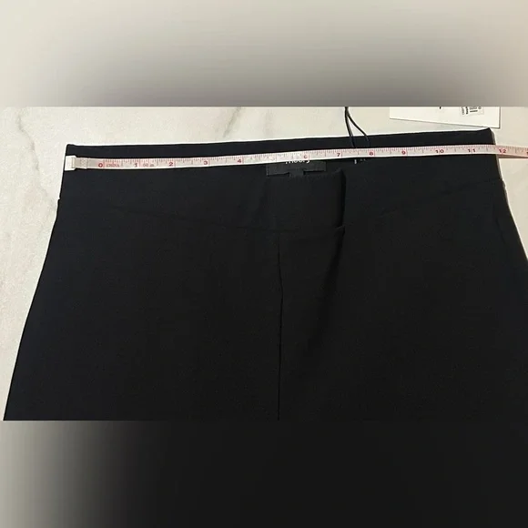 Theory HIGH-WAIST ECO NEW BI-STRETCH LEGGINGS IN BLACK - Picture 7 of 10